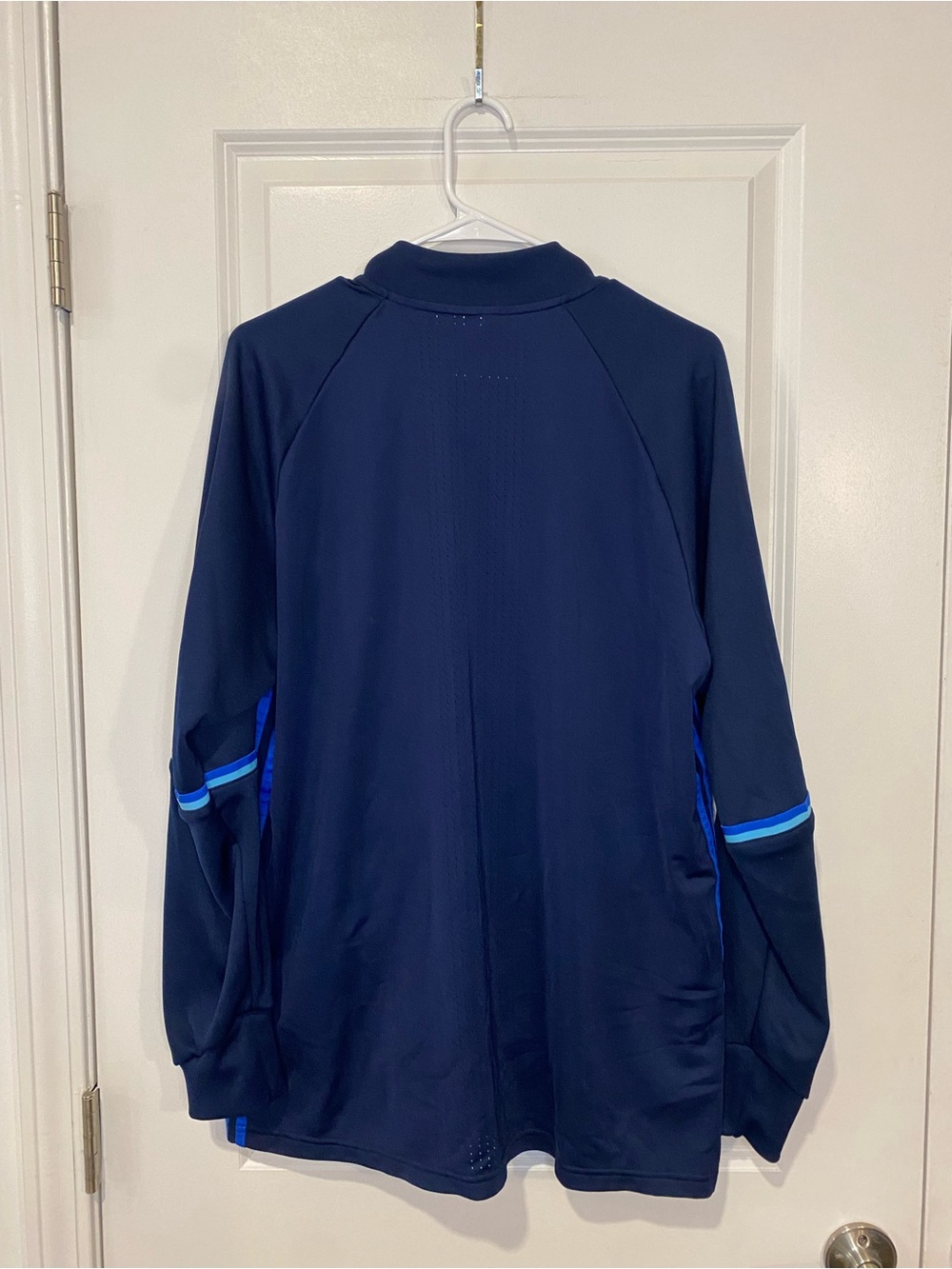 Adidas Lightweight Performance Jacket - Picture 2 of 3